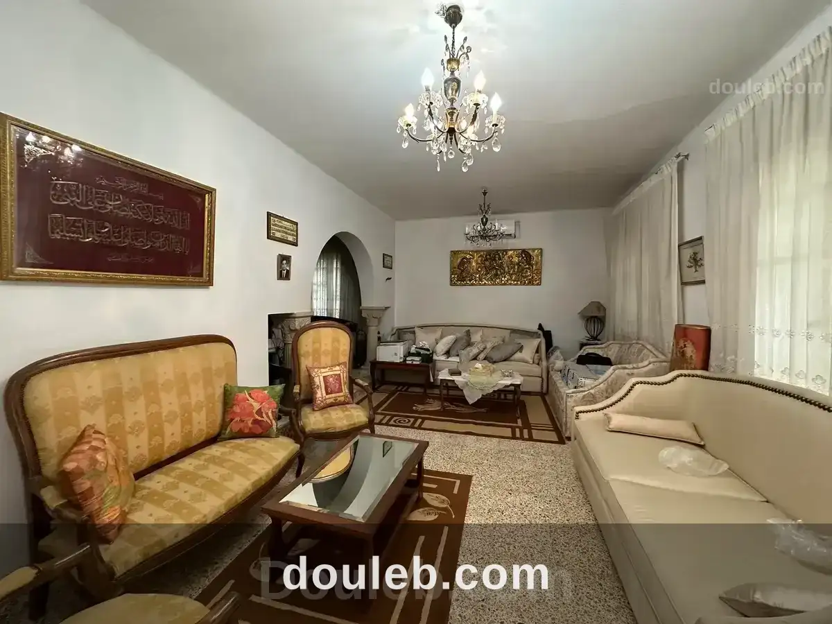 Villa avec jardin sur un terrain de 800 à ariana - Miniature 5