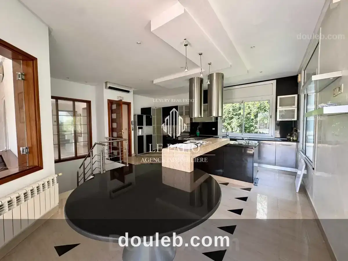 Villa meublee de type s6 haut standing à gammarth - Miniature 2