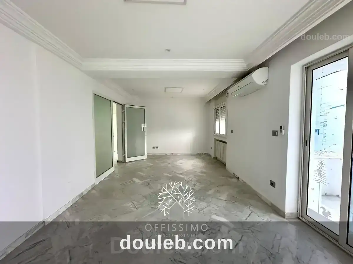 Bureau 4 pièces lac 1 de 200m - Miniature 2