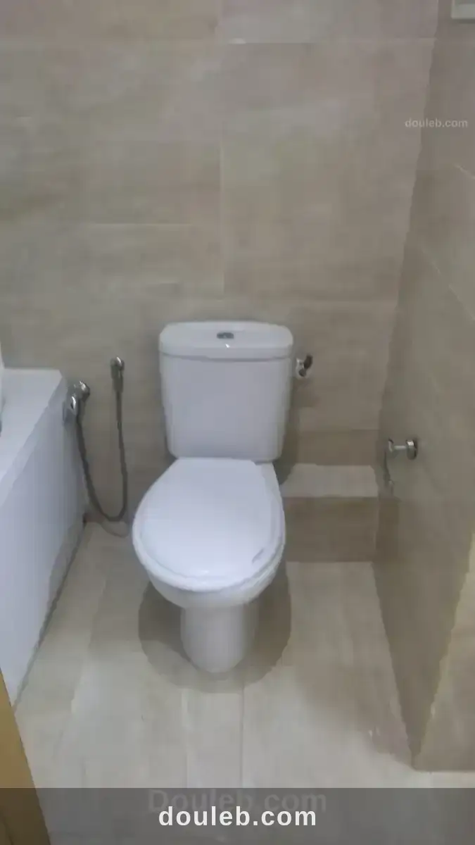 Spacieux appart s plus 2 très propre - Miniature 3