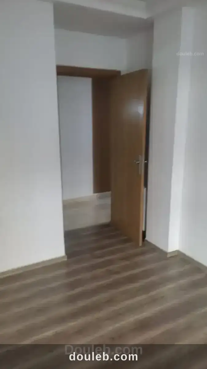 Spacieux appart s plus 2 très propre - Miniature 4