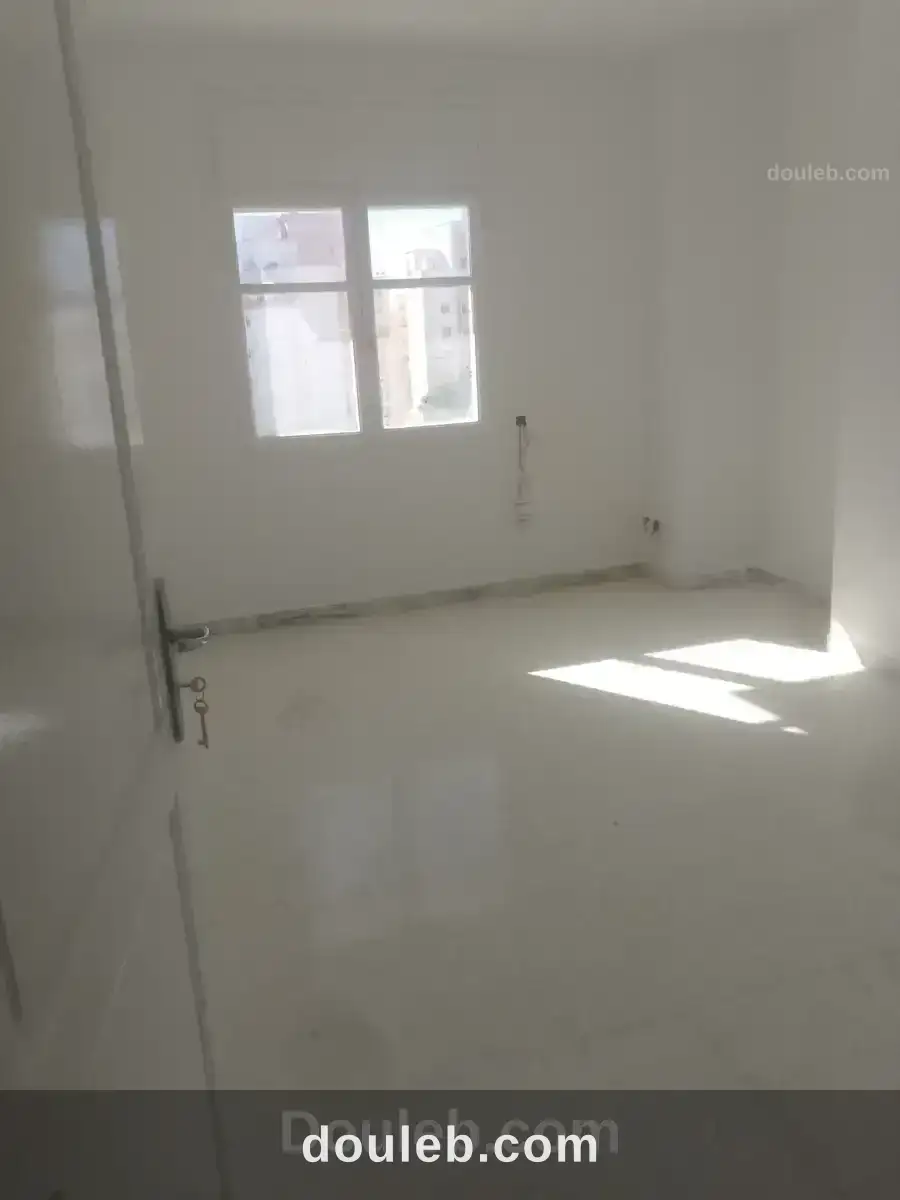 Appartement s plus 2 à ennasr2 - Miniature 4