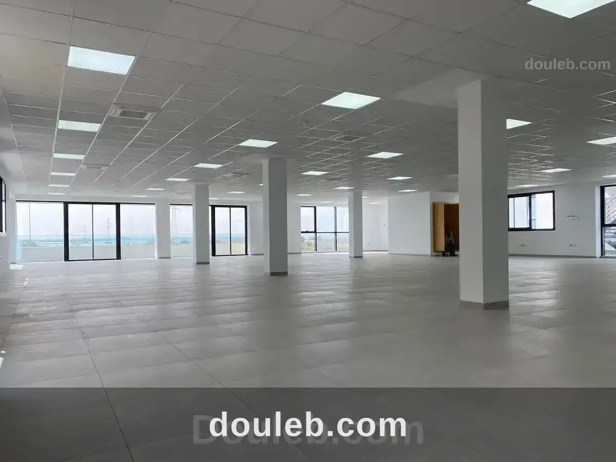 Open space neuf au lac3 à Tunis