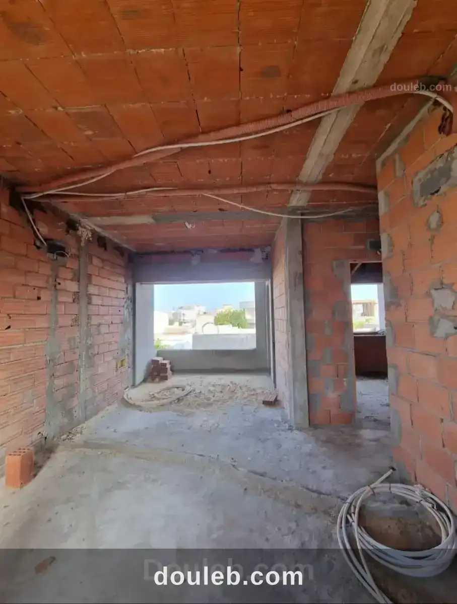 Villa composée de deux logements indépendants - Miniature 4