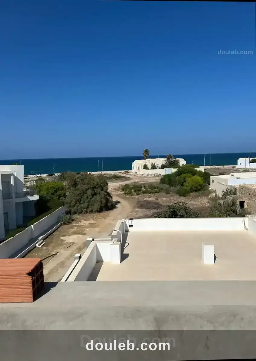 Villa composée de deux logements indépendants - Miniature 5