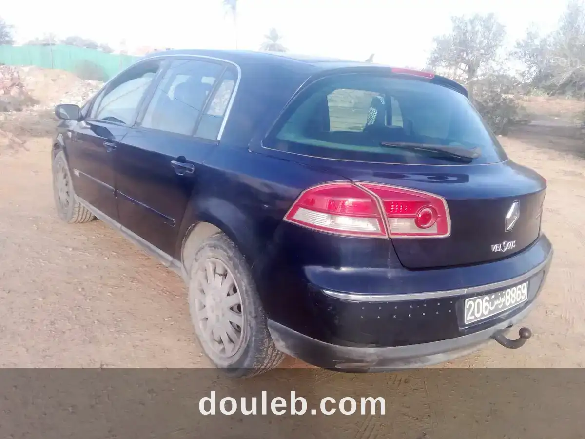 Renault velsatis à Tunis