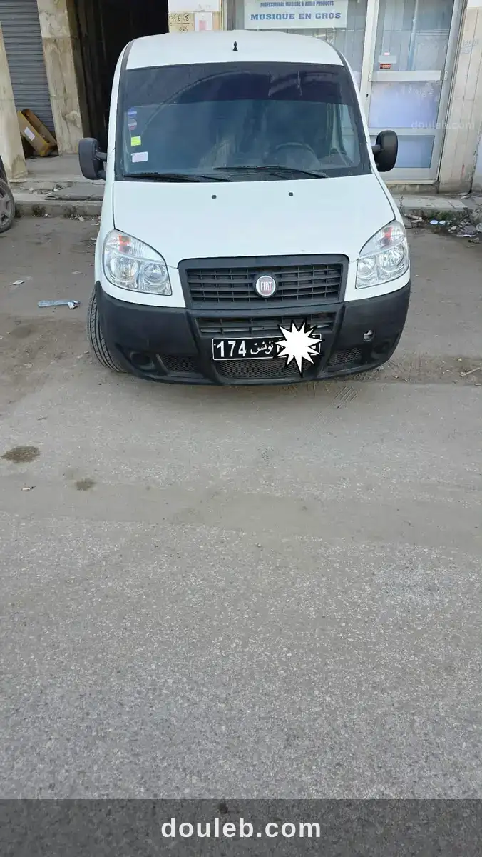 Fiat doblo 1er main à Tunis