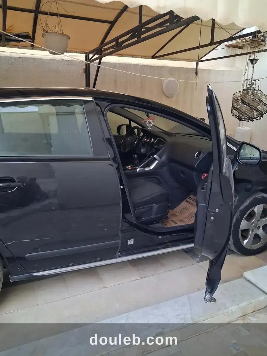 Peugeot 3008 à Tunis