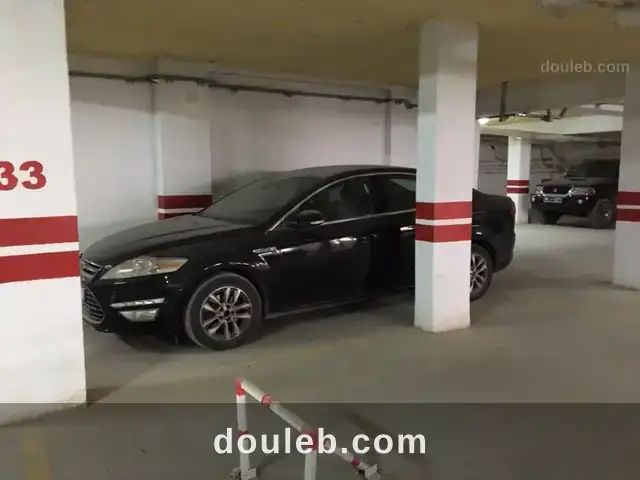 Voiture tres propre à Tunis