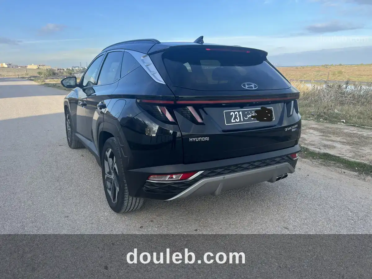 Hyundai tucson high grade à Tunis