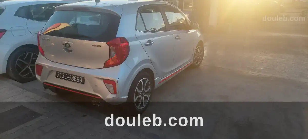Picanto gt line à Tunis