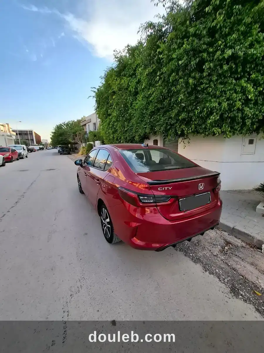 Honda city sport à Tunis