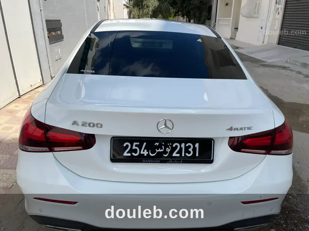 Mercedes a 200 pack amg à Tunis