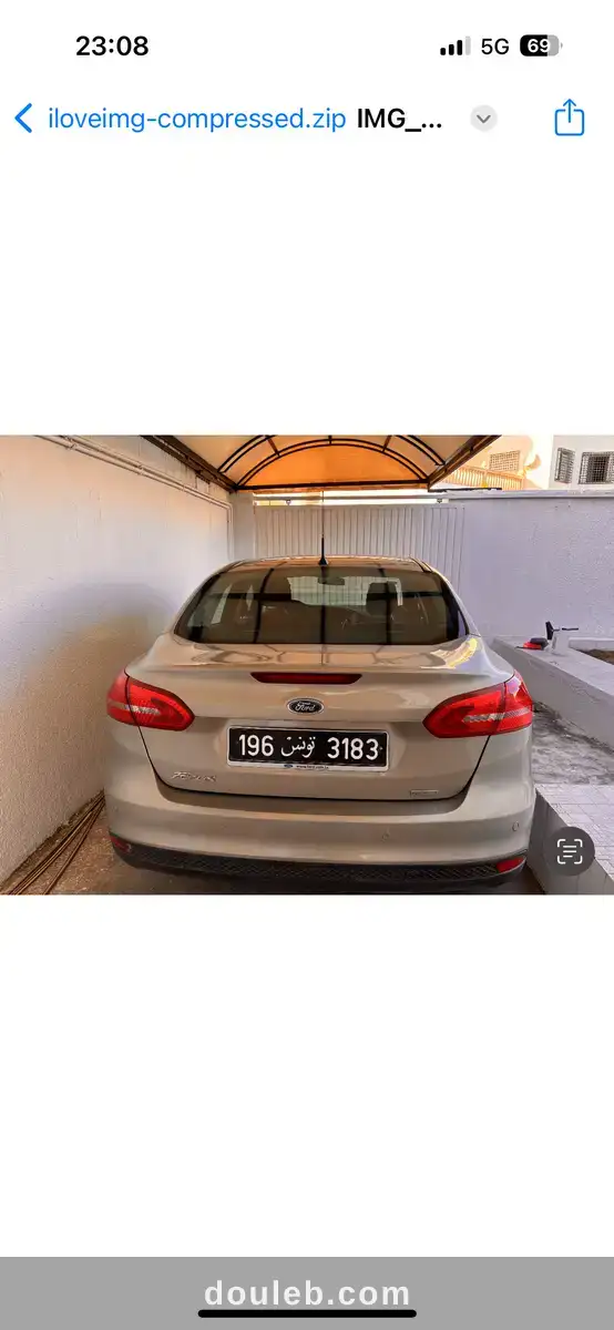 Voiture en excelent etat à Tunis