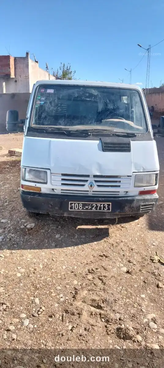 Renault trafic à Tunis