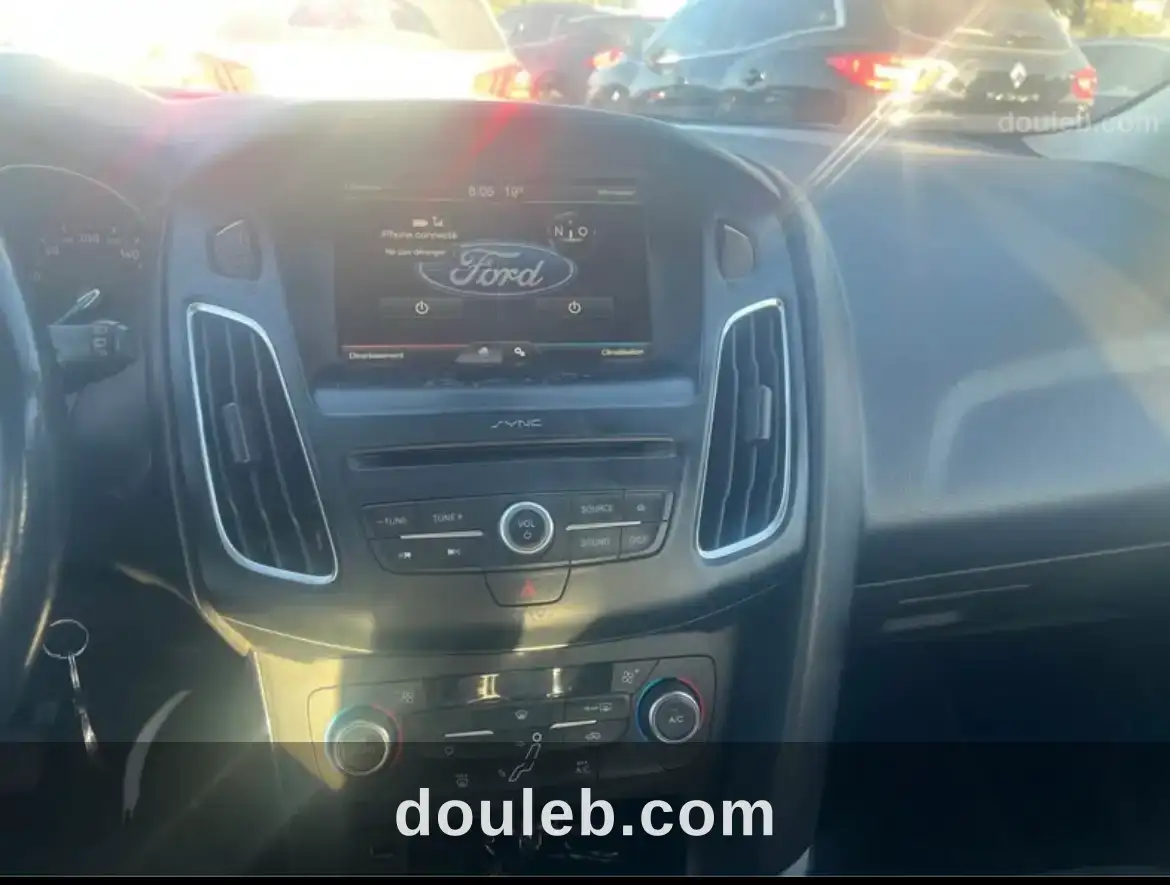 Ford focus titanium ecoboost à Tunis