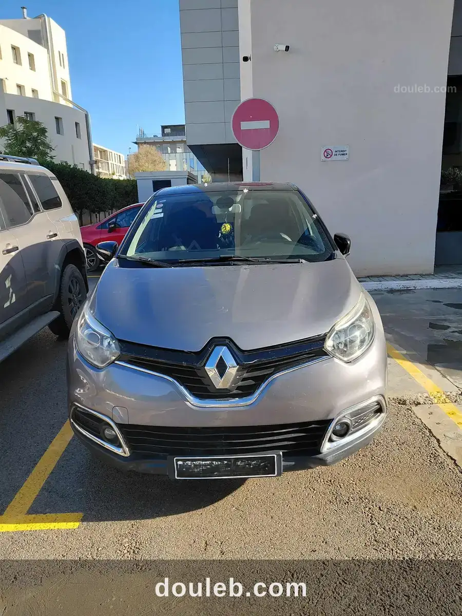Renault captur à Tunis