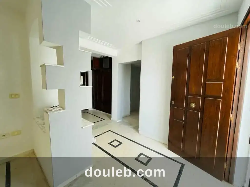 Etage de villa mourouj1 à Tunis