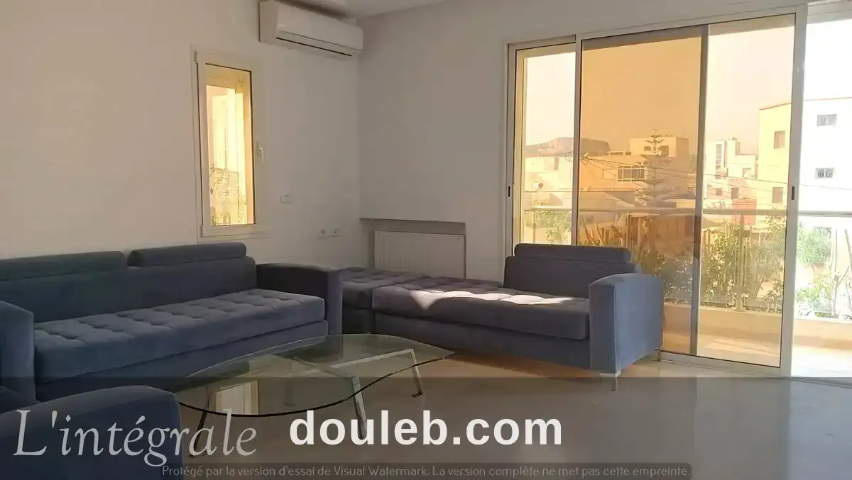 Belle villa avec deux niveaux indépendants à Tunis