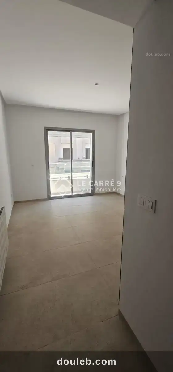 Un s2 neuf à la nouvelle soukra à Tunis