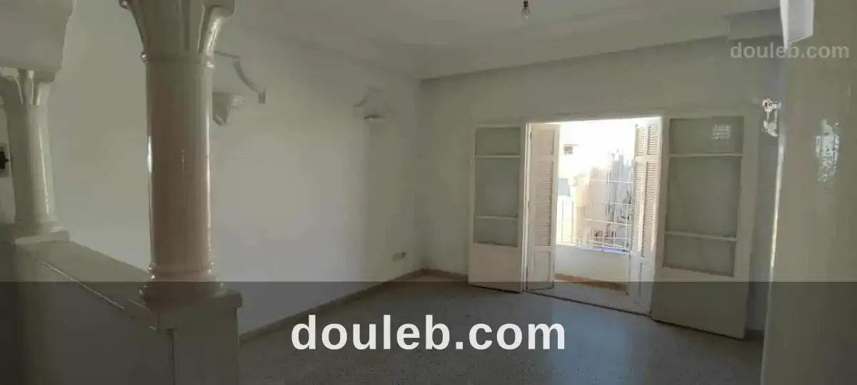 Bel appartement 2éme étage à Tunis