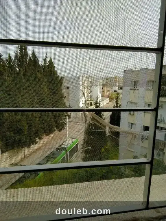 Apparemment salon et 2 chs à Tunis