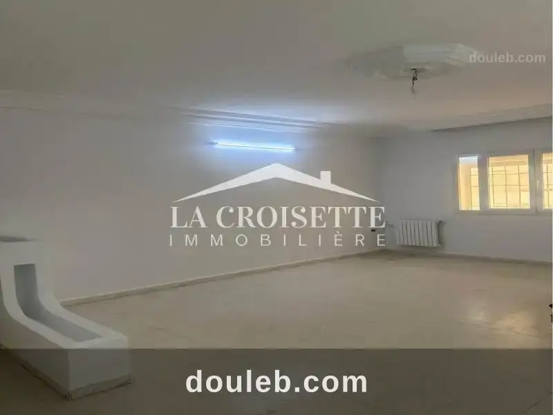 Etage de villa s2 à la marsa zel0586 à Tunis