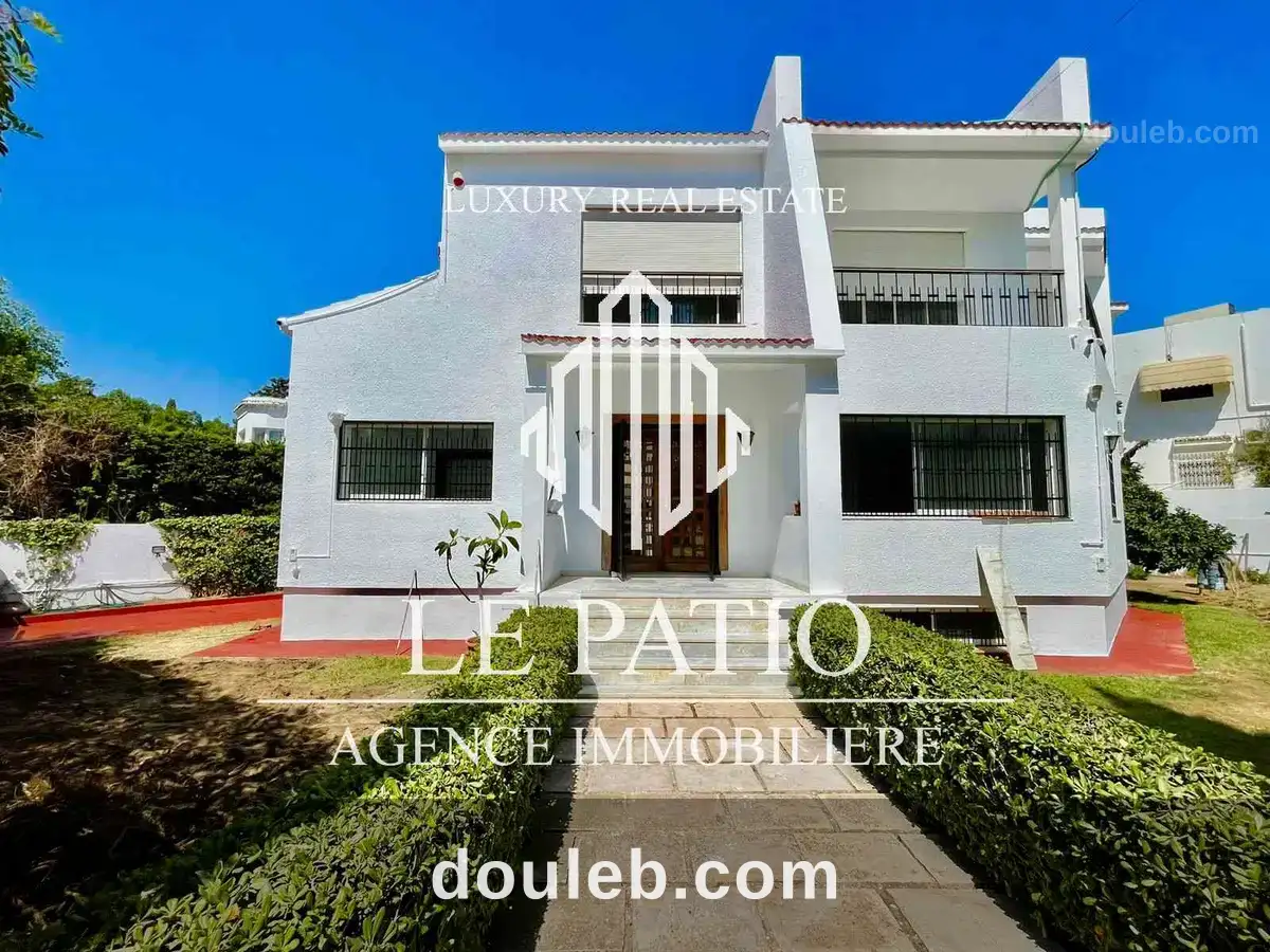 Villa a la marsa ville avec jardin à Tunis