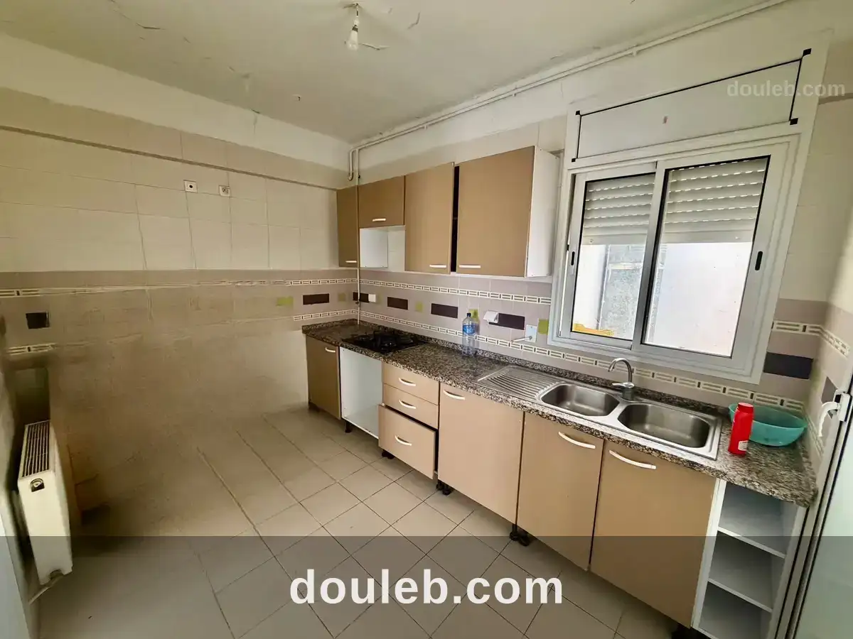 S3 1450 d ennasr 1 à Tunis