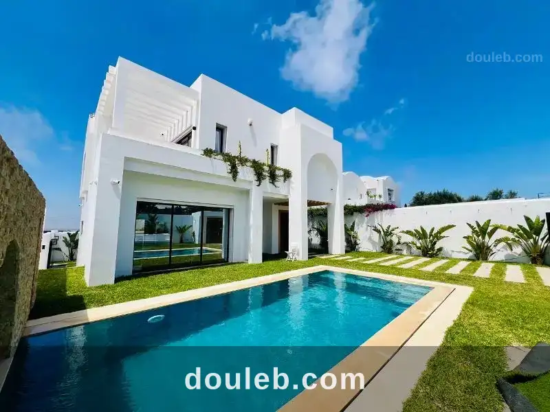 V557 villa brune hammamet cn à Tunis