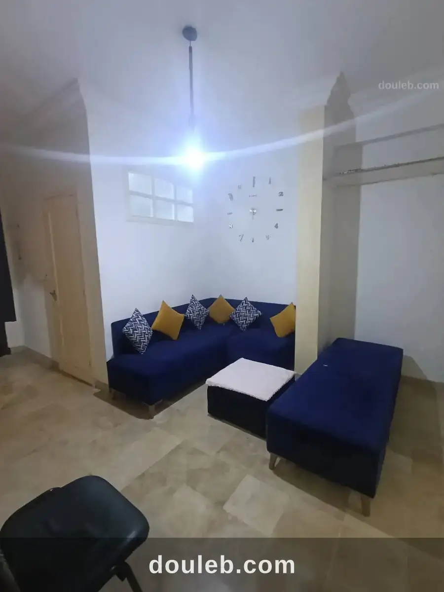 S1 meuble 950 d menzah 7 bis à Tunis