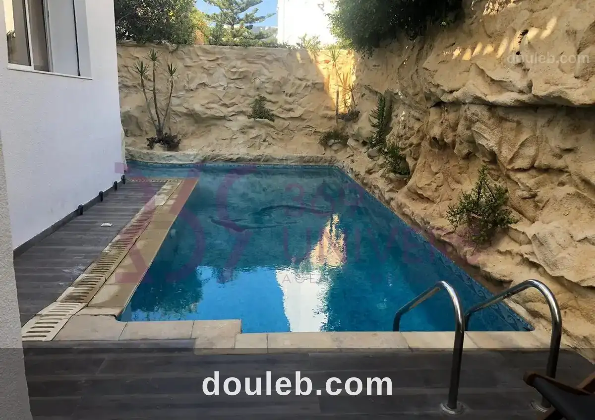 Villa avec piscine à la marsa ref rh025 à Tunis