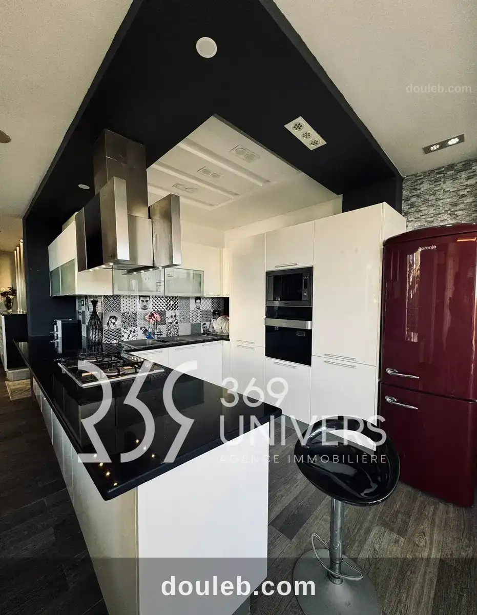 Duplex meublé avec vue sur mer à gammarth à Tunis