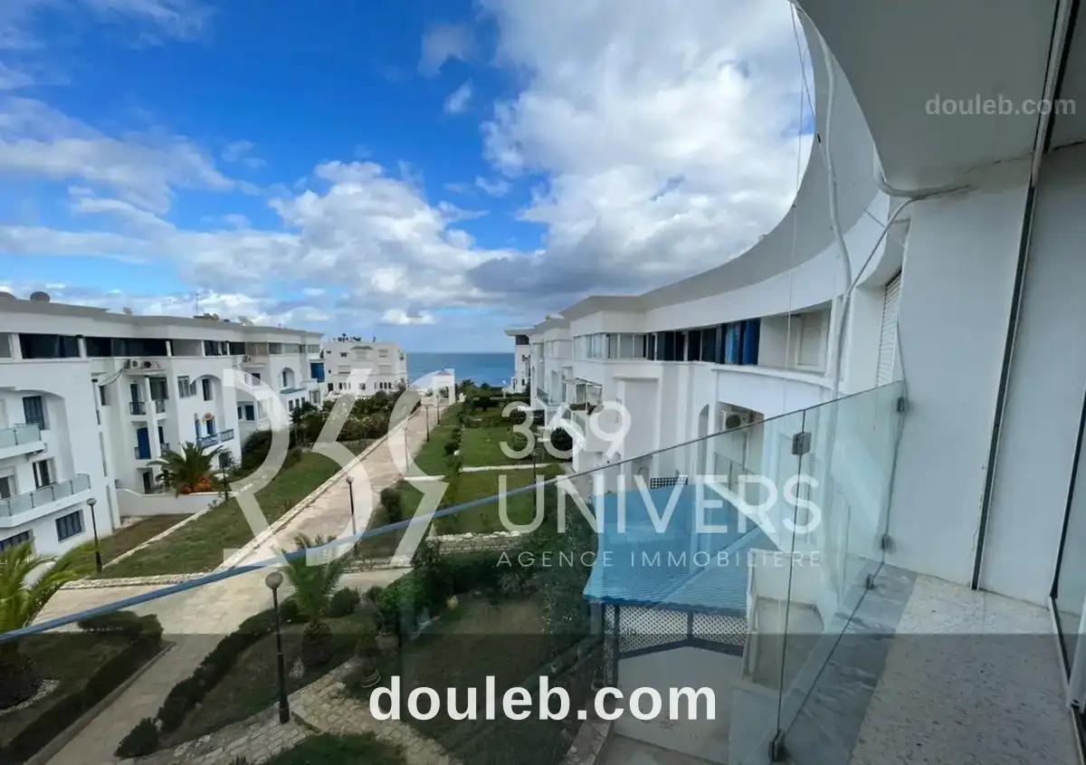 Duplex avec vue sur mer à gammarth ref rd057 à Tunis