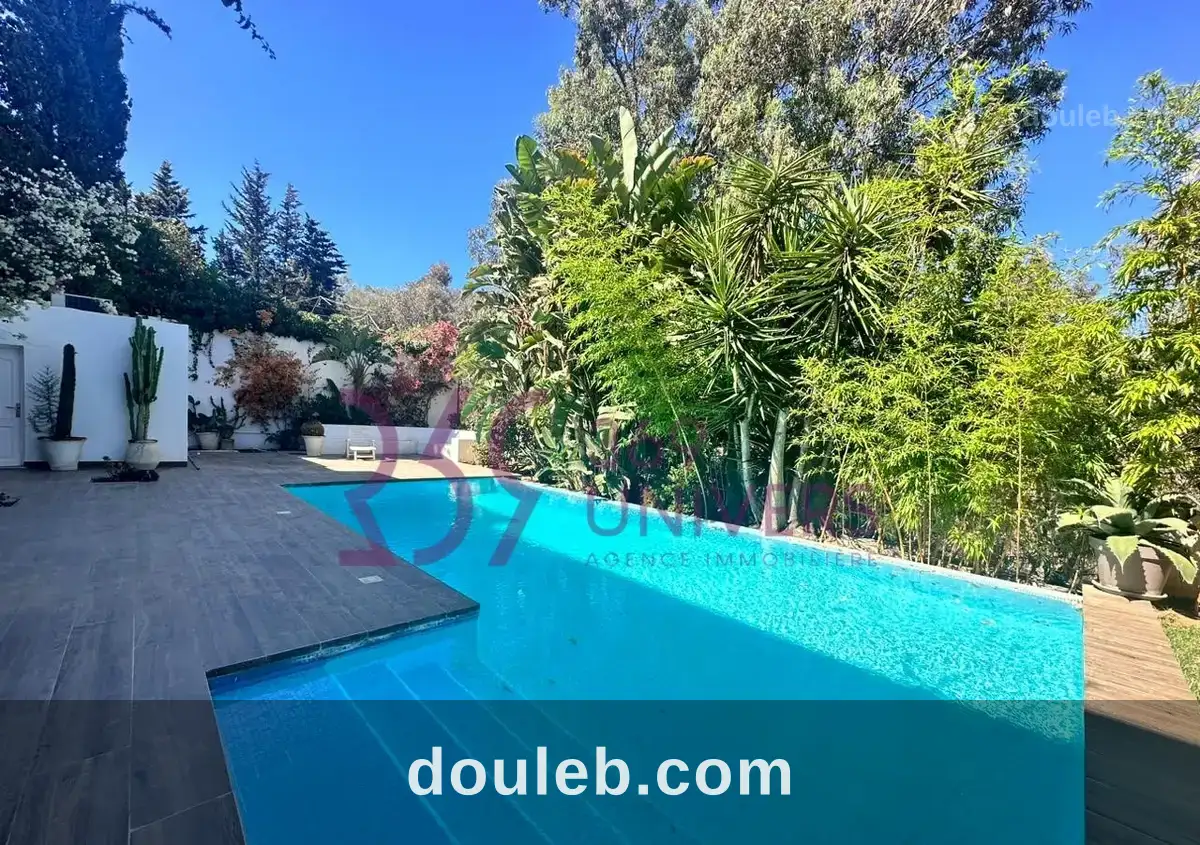 Appart meublé avec piscine à gammarth ref ra083 à Tunis