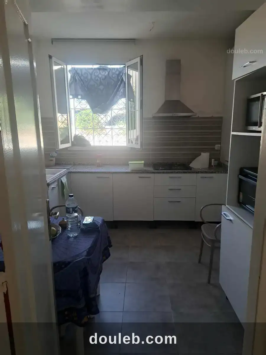 Un s3 au rdc à l'ariana à Tunis