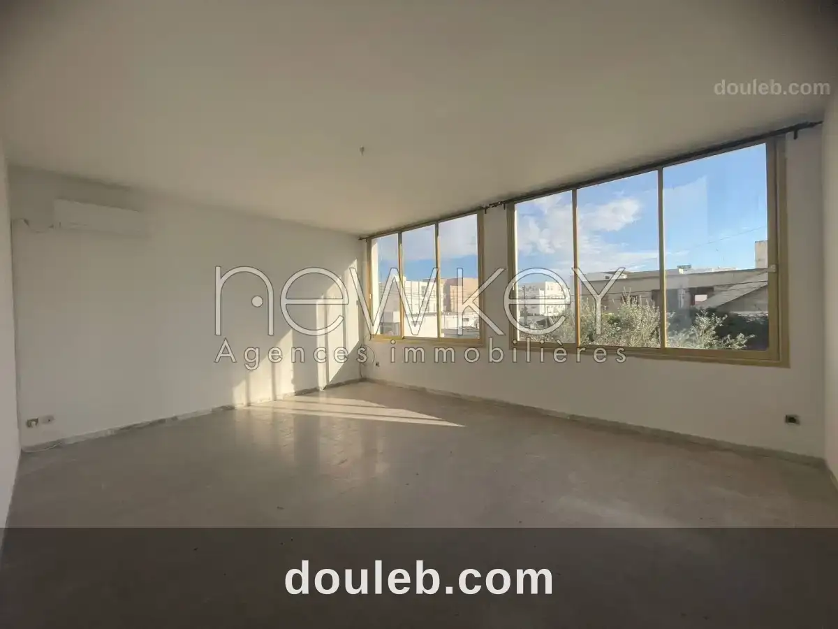 Étage de villa s2 à la marsa réf 8751a à Tunis