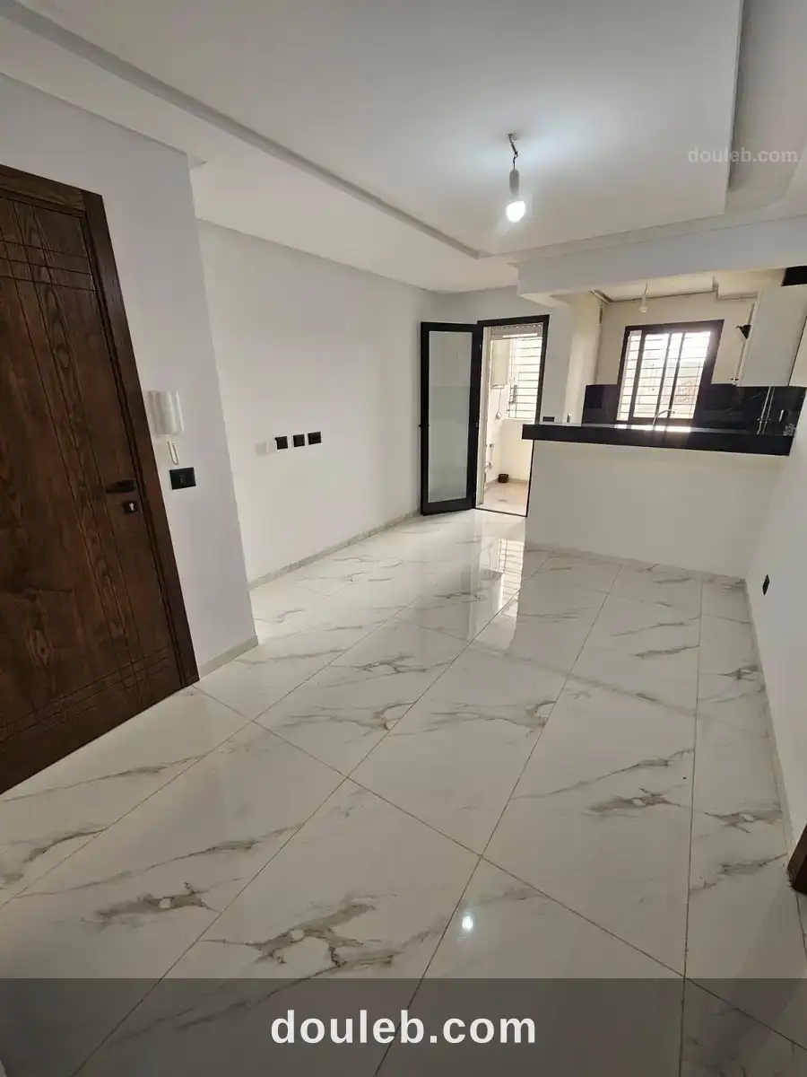 S plus un très propre à l'aouina à Tunis