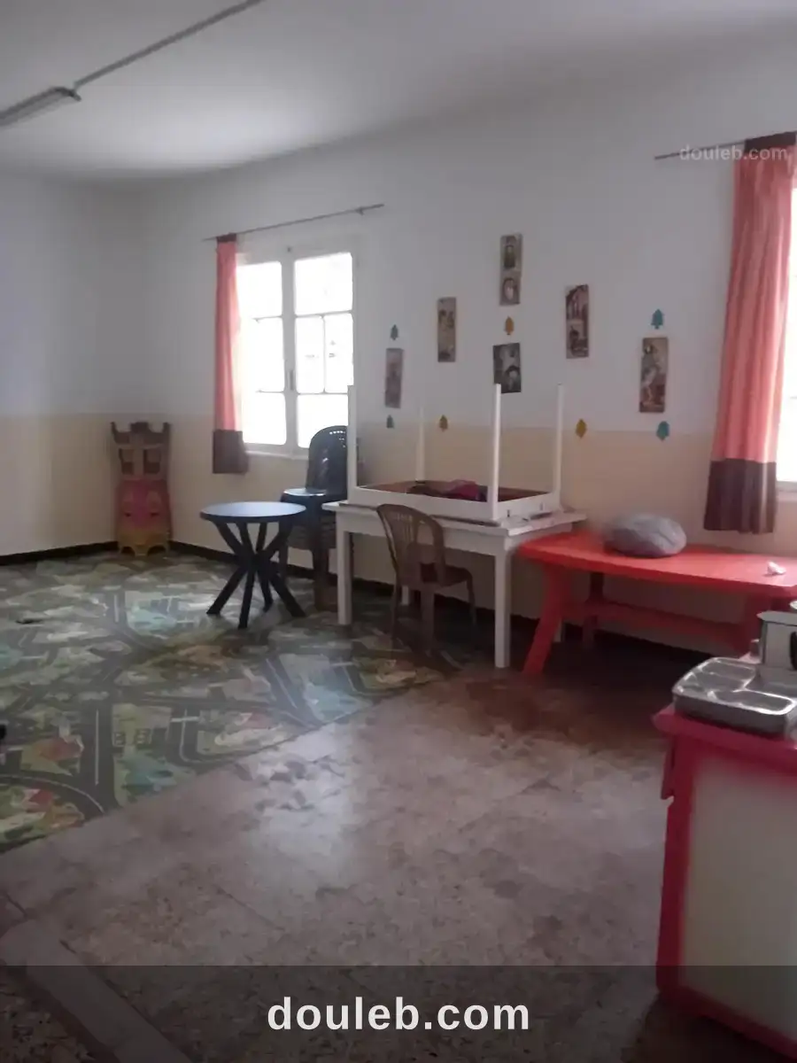 Al rdc villa bureau den den à Tunis