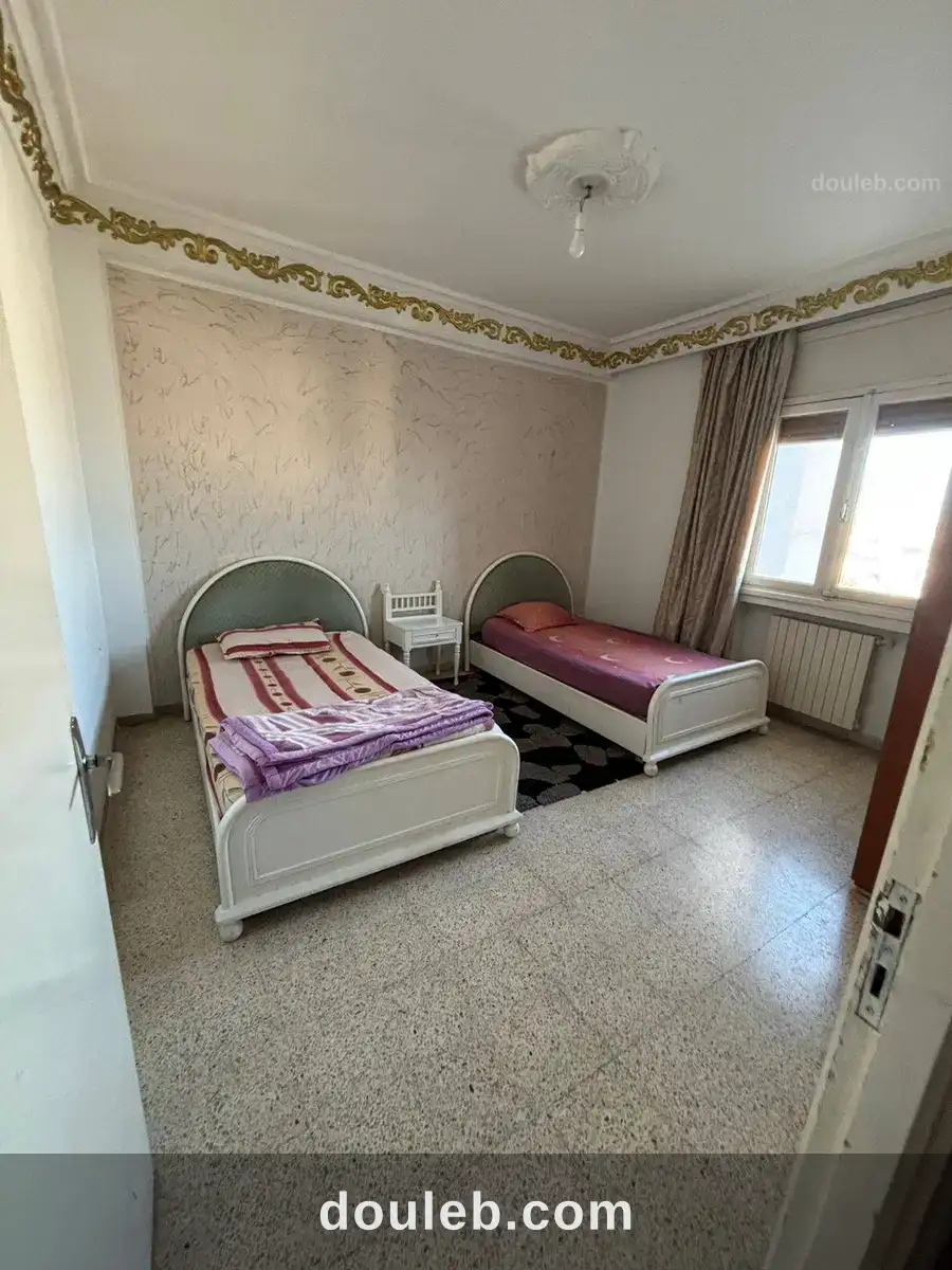Jolie appartement meublée s2 a manar 2 à Tunis