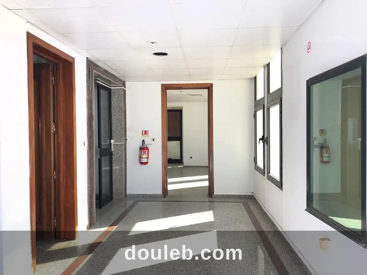 Immeuble 2700 m centre ville tunis à Tunis