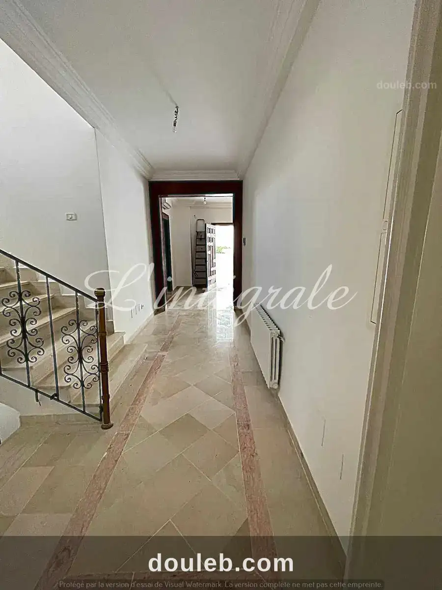Villa haut standing s6 à Tunis