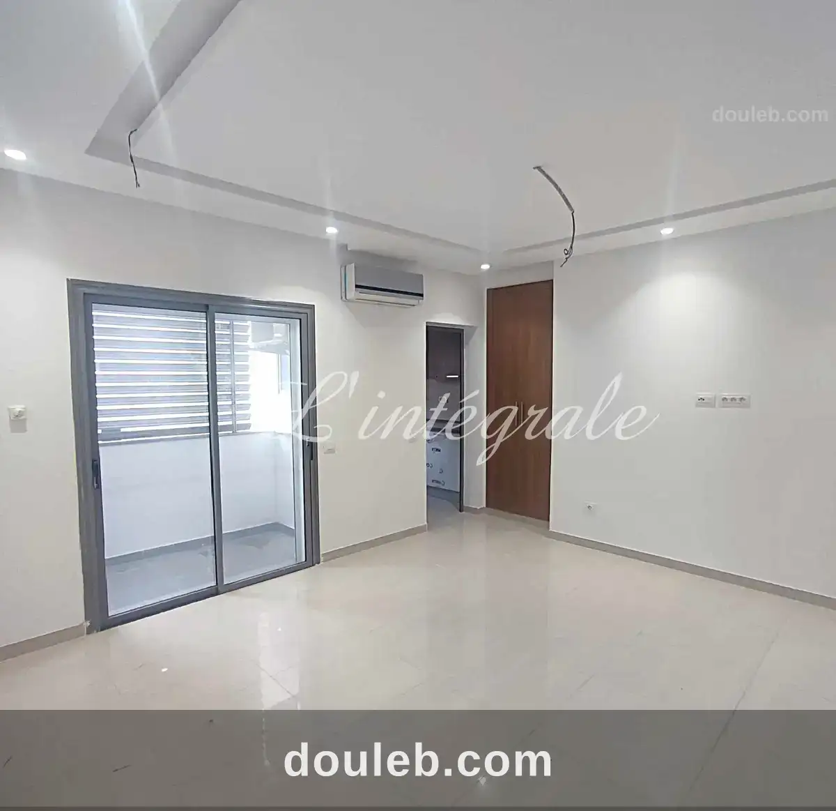 S0 jamais habité ennaser 2 à Tunis