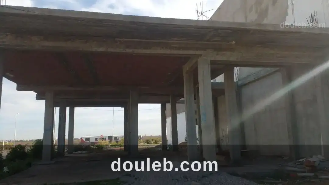 Terrain a slimen à Tunis