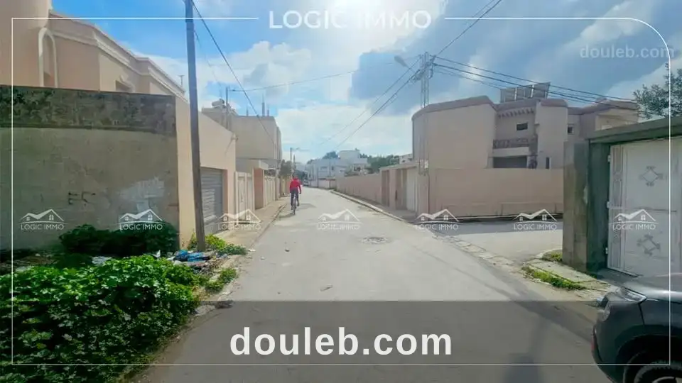 Terrain soukra à Tunis