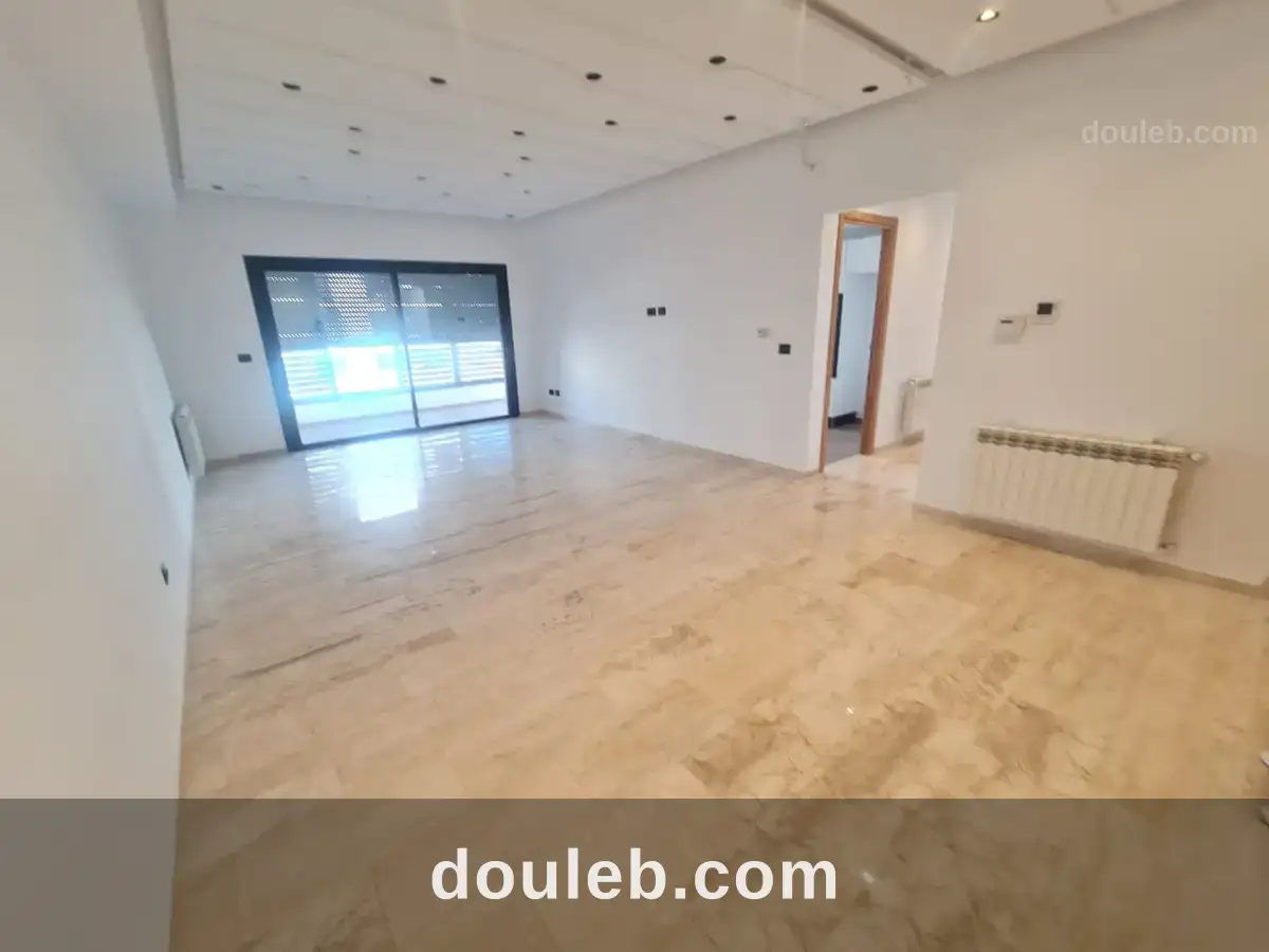 Appartement s2 avec une terrasse direct promoteur à Tunis