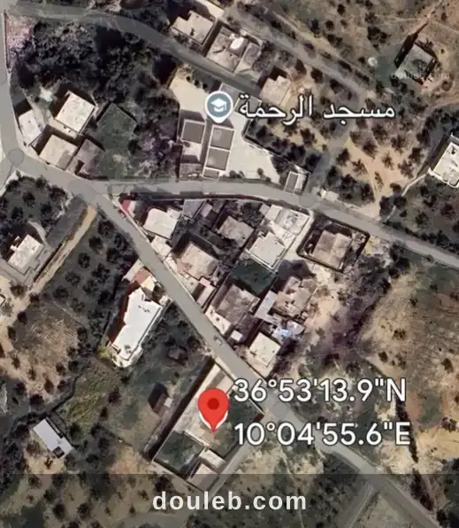 Terrain avec maison à Tunis