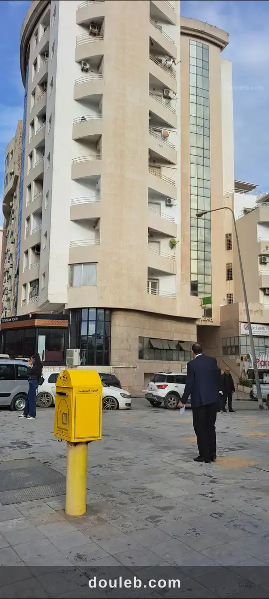 S2 meublé ennasr 80dt à Tunis