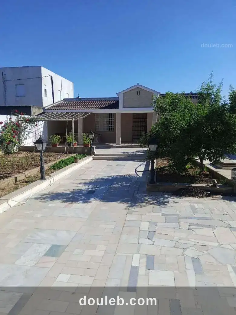 Villa plein pied a boumhel à Tunis