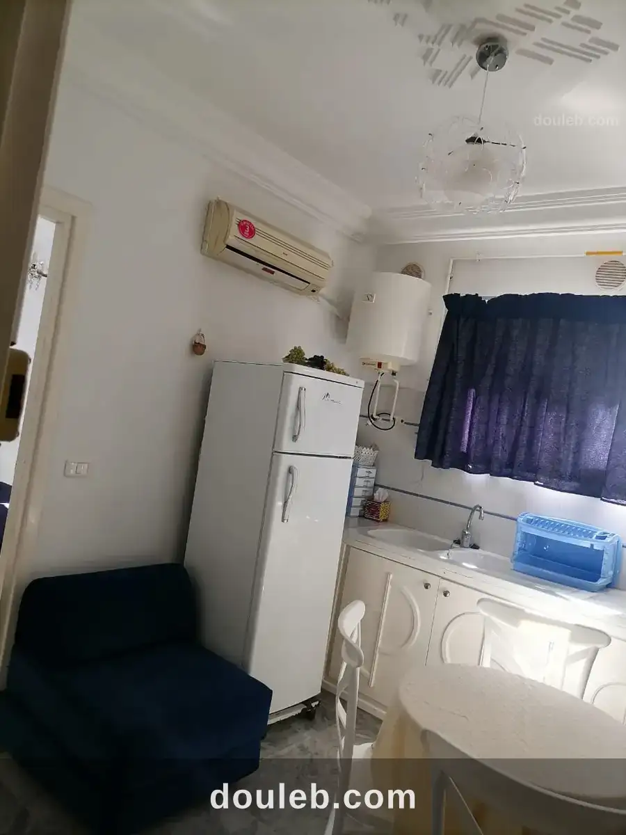 Appartement à chott meriem prés mer à Tunis